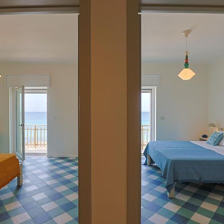 Panoramico Appartamento Lido Conchiglie Gallipoli Exterior foto